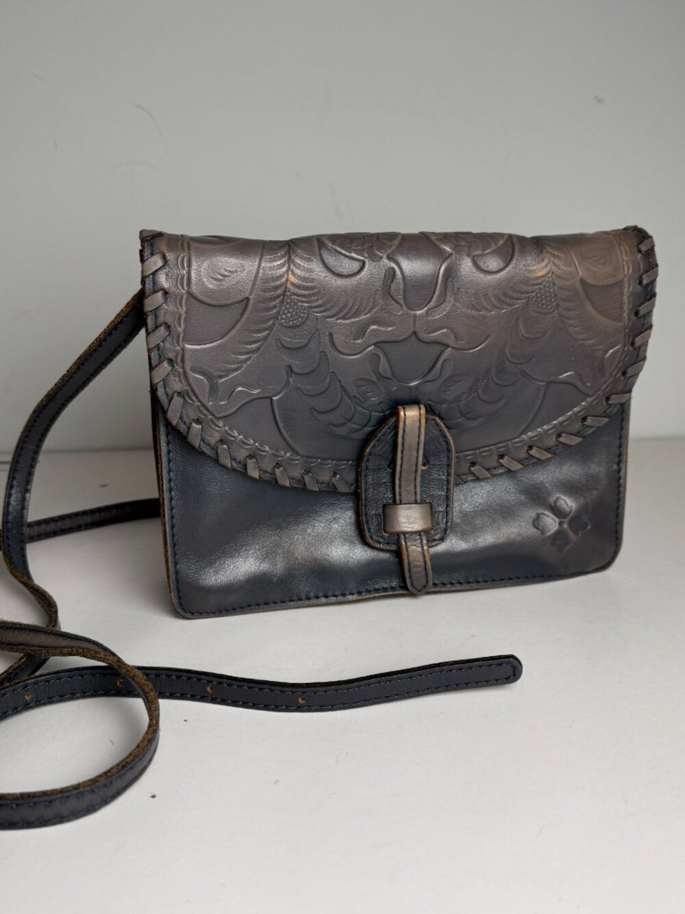 Patricia Nash Lanza Tooled Leather Crossbody Floral Distressed Navy Leather Boho
